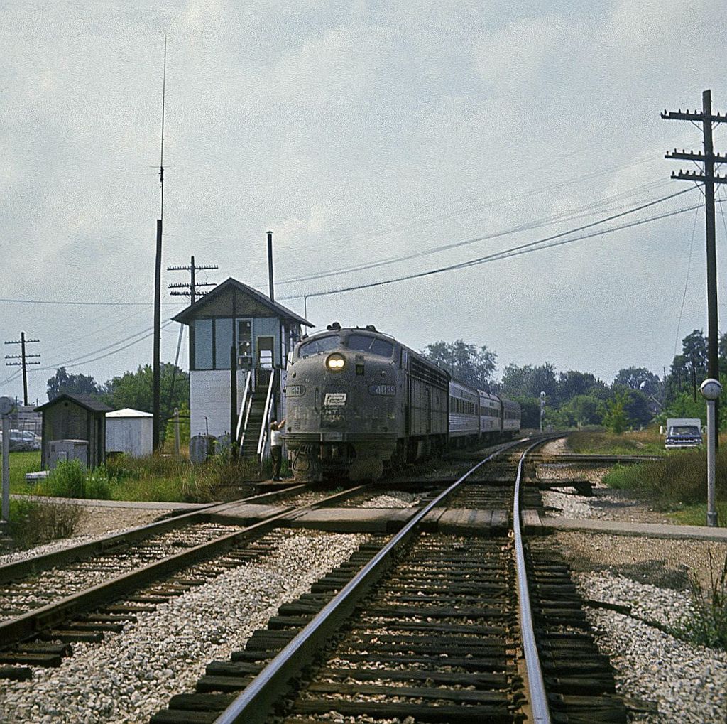 Penn Central train passes Nichols Tower